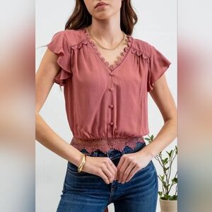 Scallop Lace Trim Back Tie Short Sleeve Crop Top
